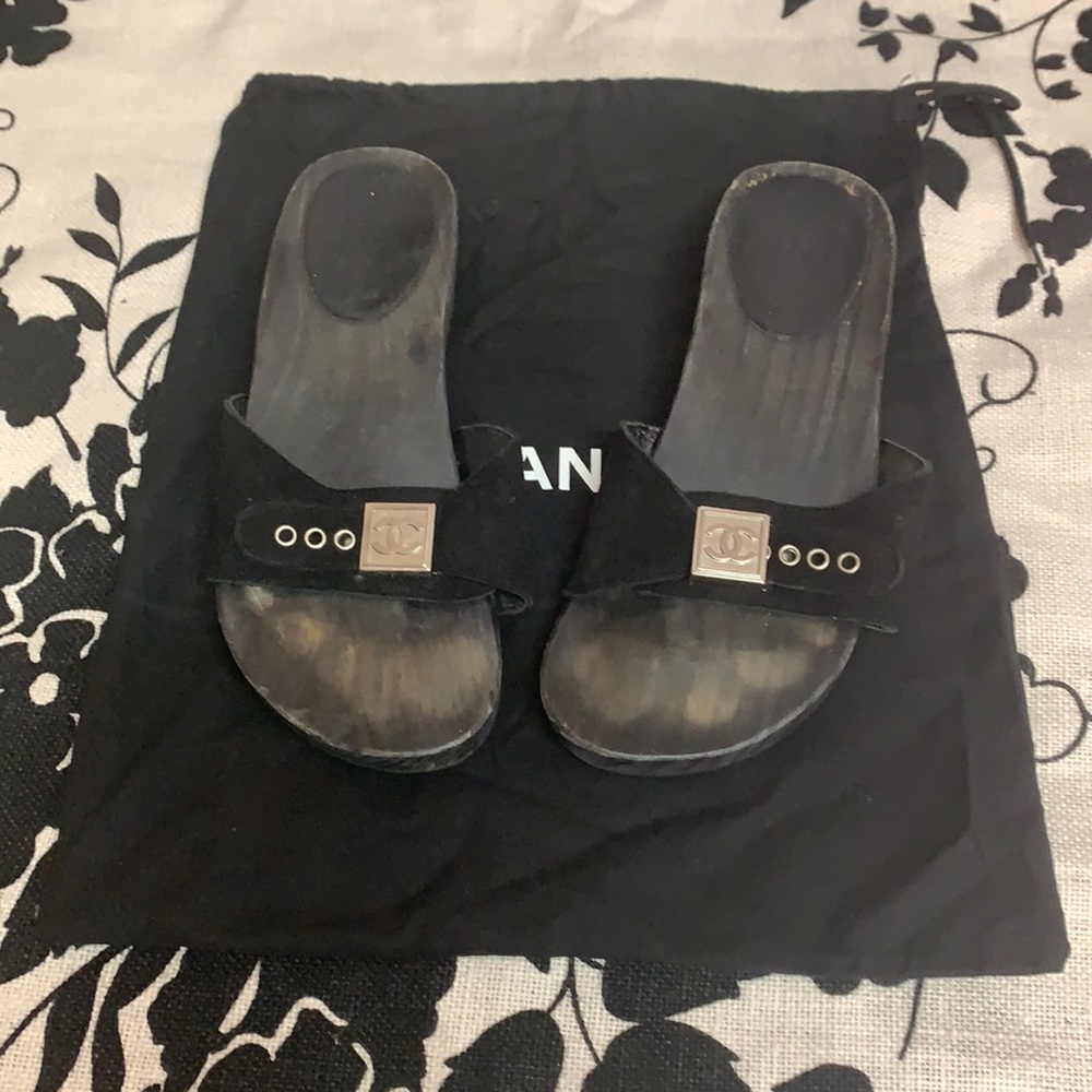 ❤️CHANEL CLOGS❤️